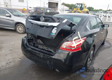 2013 Nissan Altima 2.5 S z USA, uszkodzony, nr VIN 1N4AL3AP2DN529117